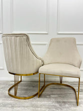 Chelmsford Beige - Gold Base