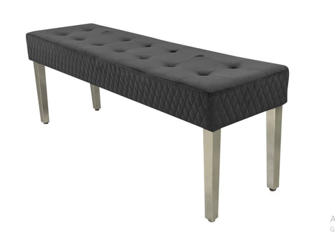 Zermatt Extendable Dining Table with DG Valentino Chairs