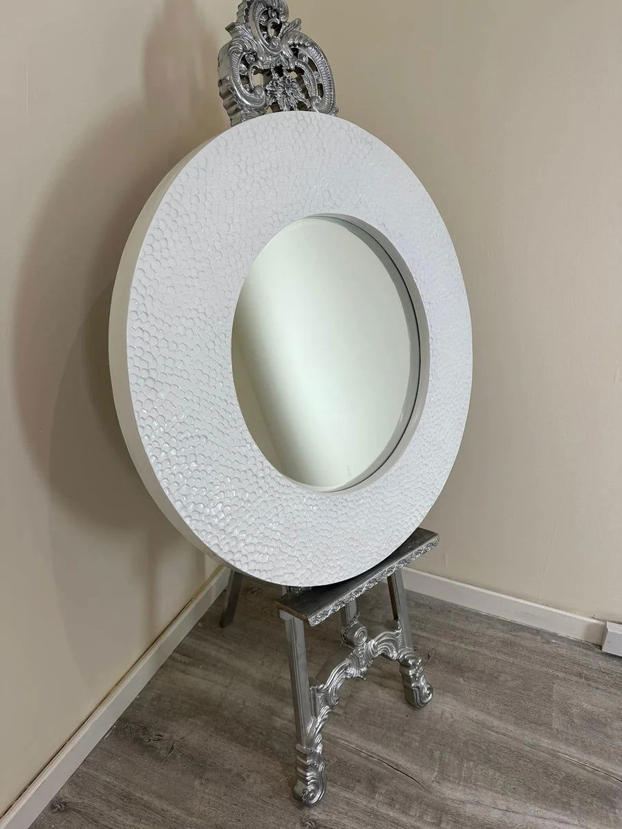 ORNATE ROUND RUSTIC MIRROR WHITE