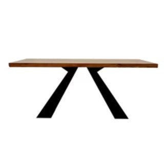 Axel Dining Table